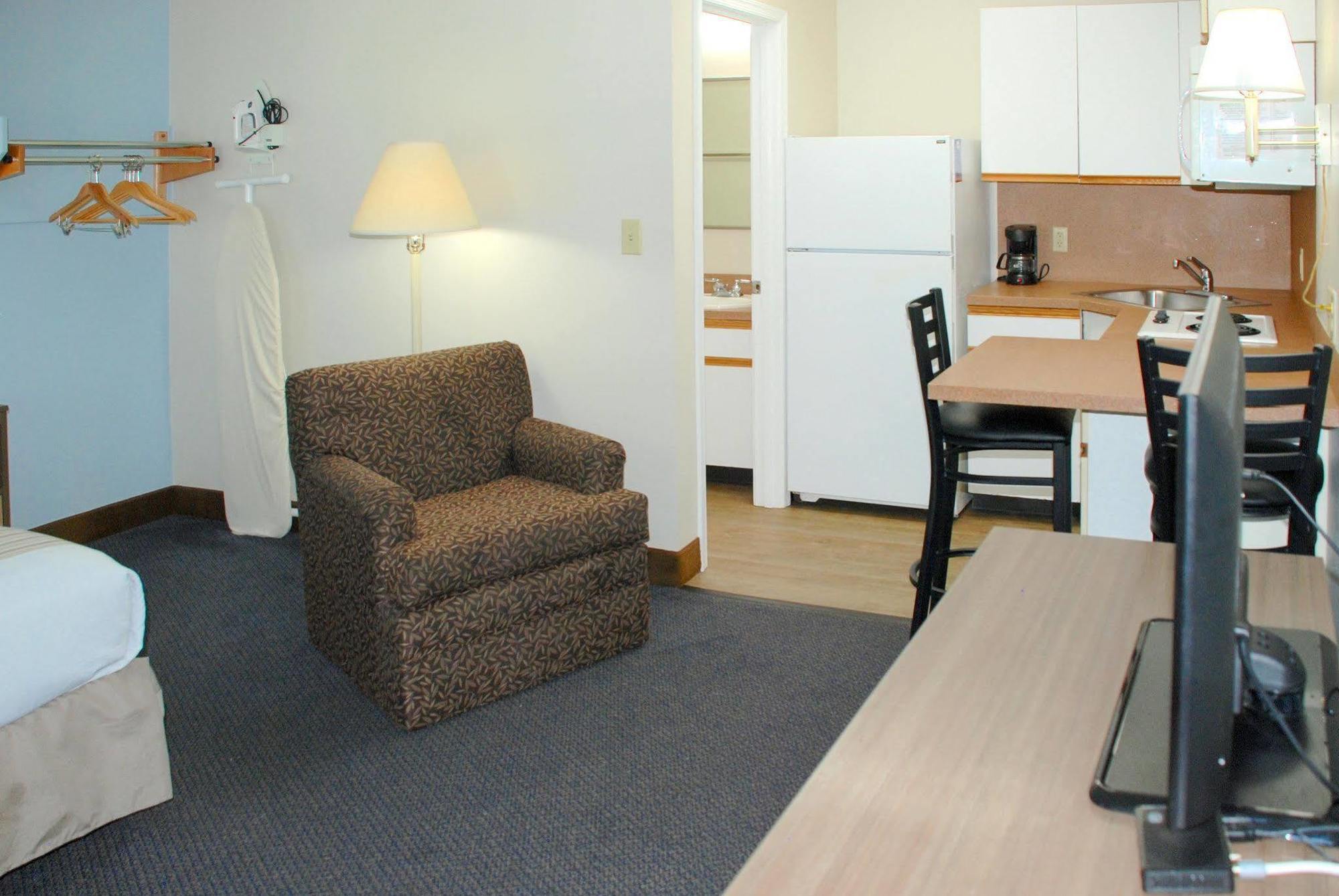Suburban Studios Of Wilmington  Kültér fotó